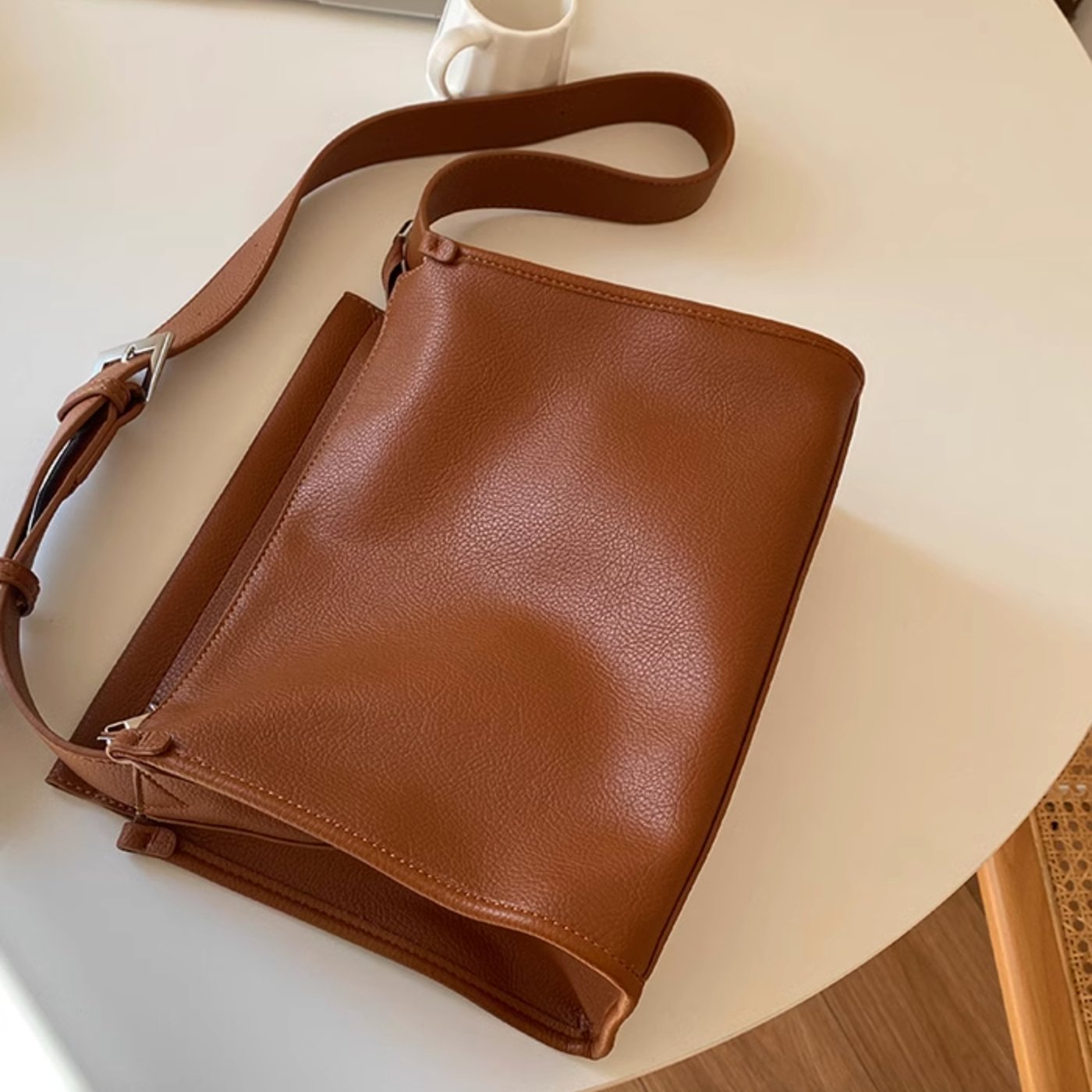 CROSSBODY BAG - Aumori