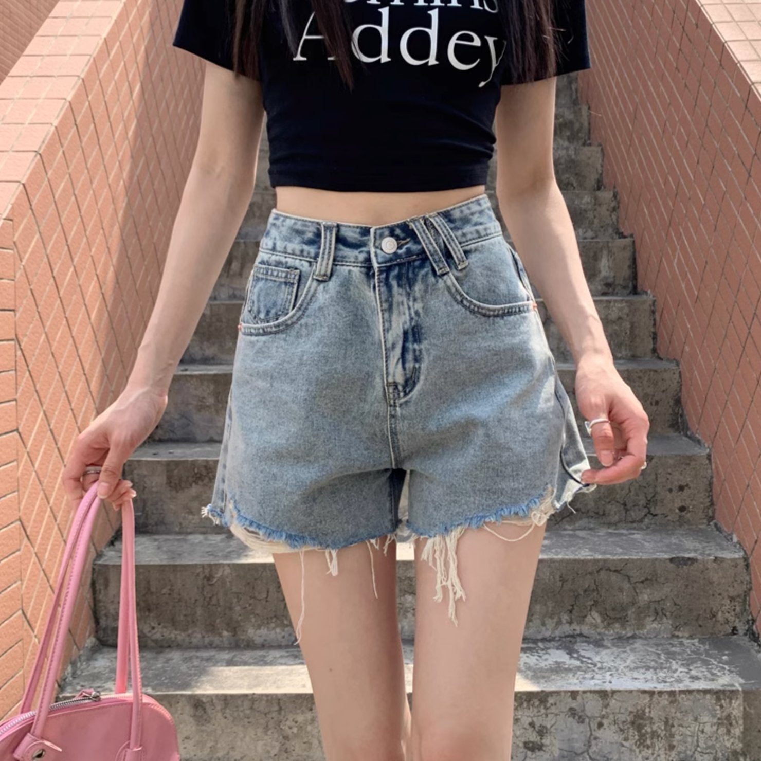 DISTRESSED JEAN SHORTS - Aumori