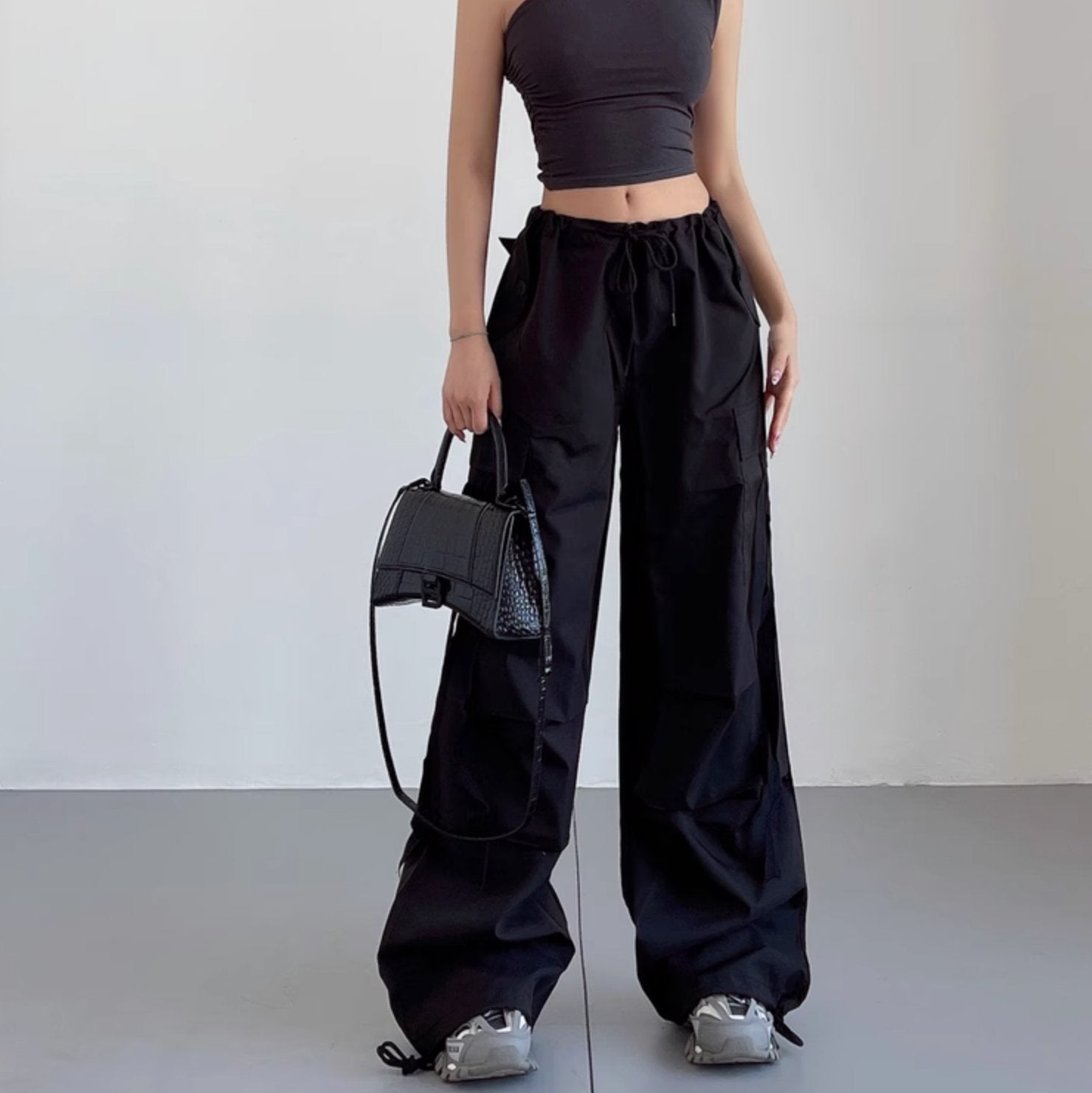 DRAWSTRING POCKET TRACKPANTS - Aumori