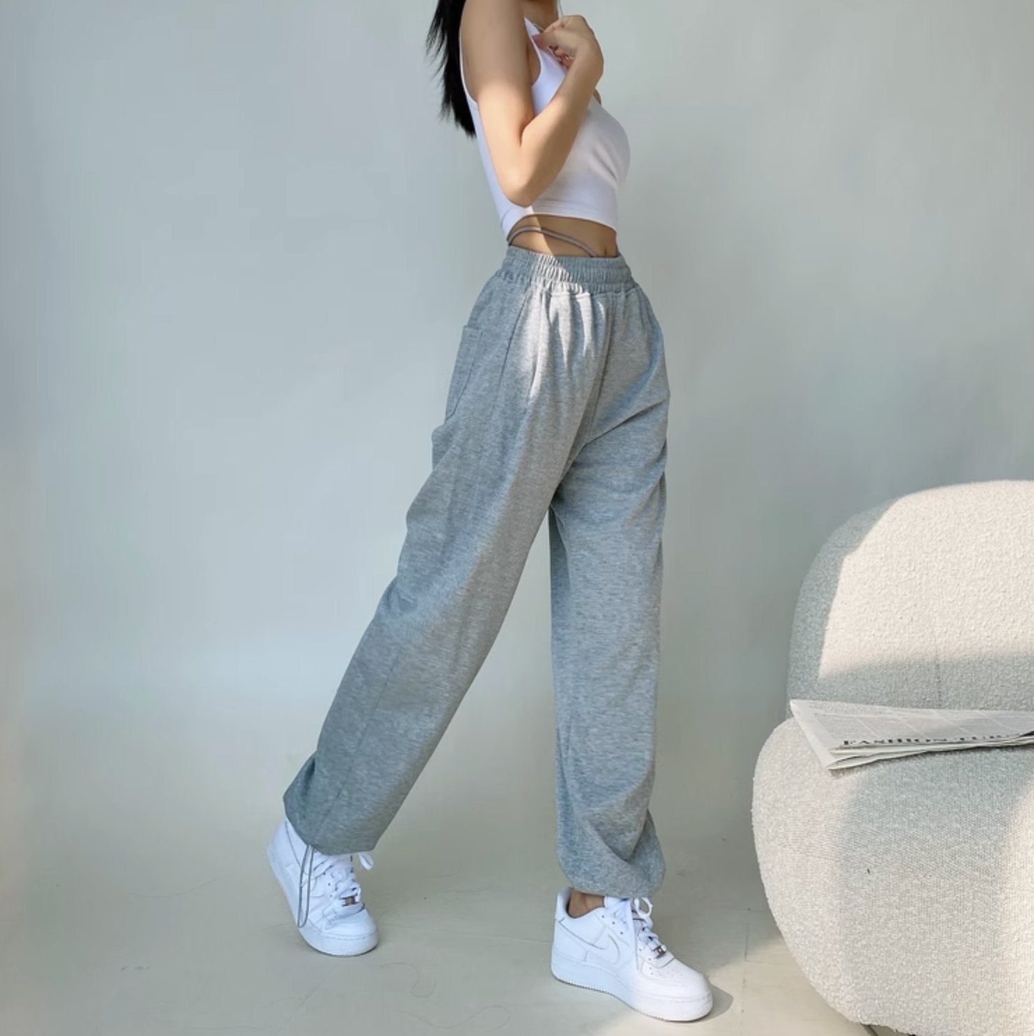 DRAWSTRING STRAIGHT SWEATPANTS - Aumori