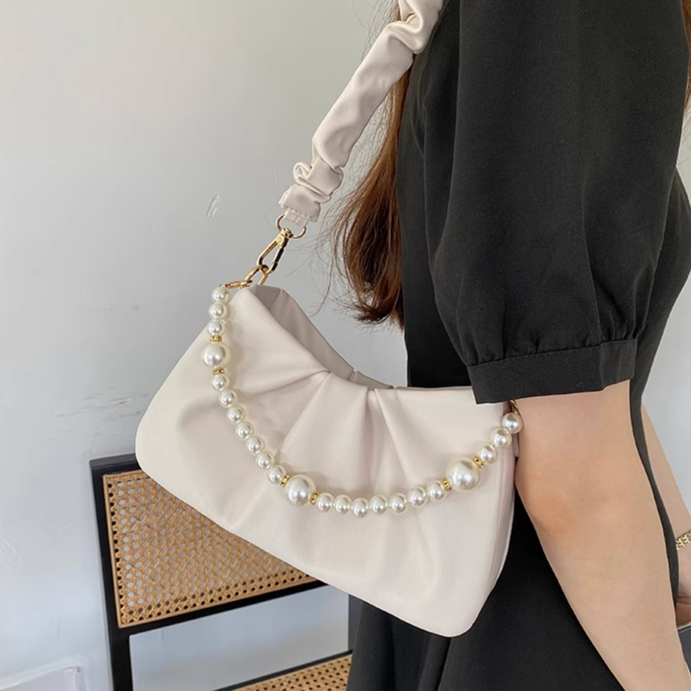 FOLDED PEARL BAG - Aumori