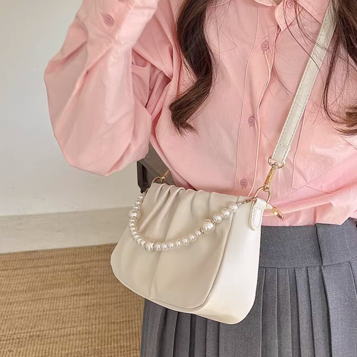 FOLDED PEARL BAG - Aumori