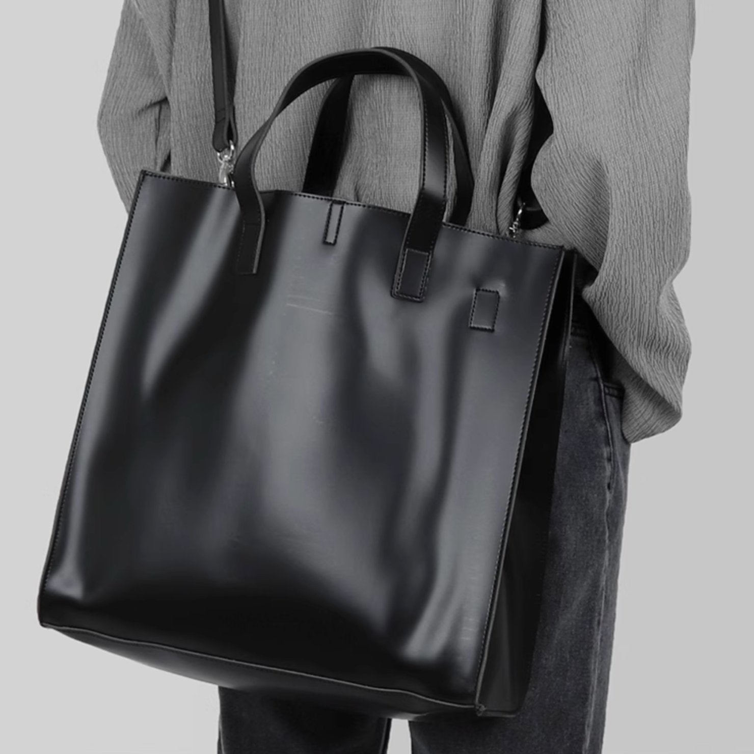 LEATHER SQUARE BAG - Stockbay