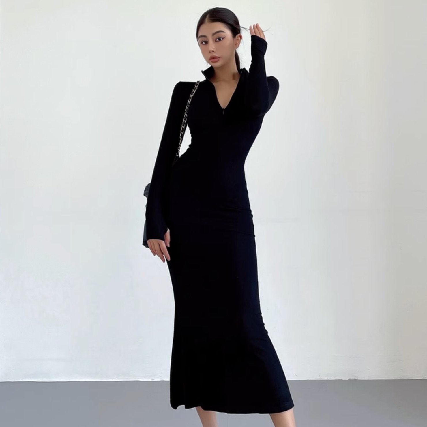 LONG SLEEVE ZIP UP DRESS - Aumori