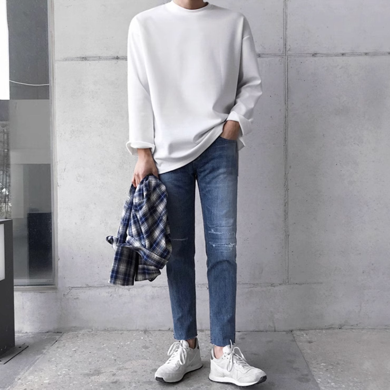 LOOSE-FIT LONG SLEEVE - Stockbay