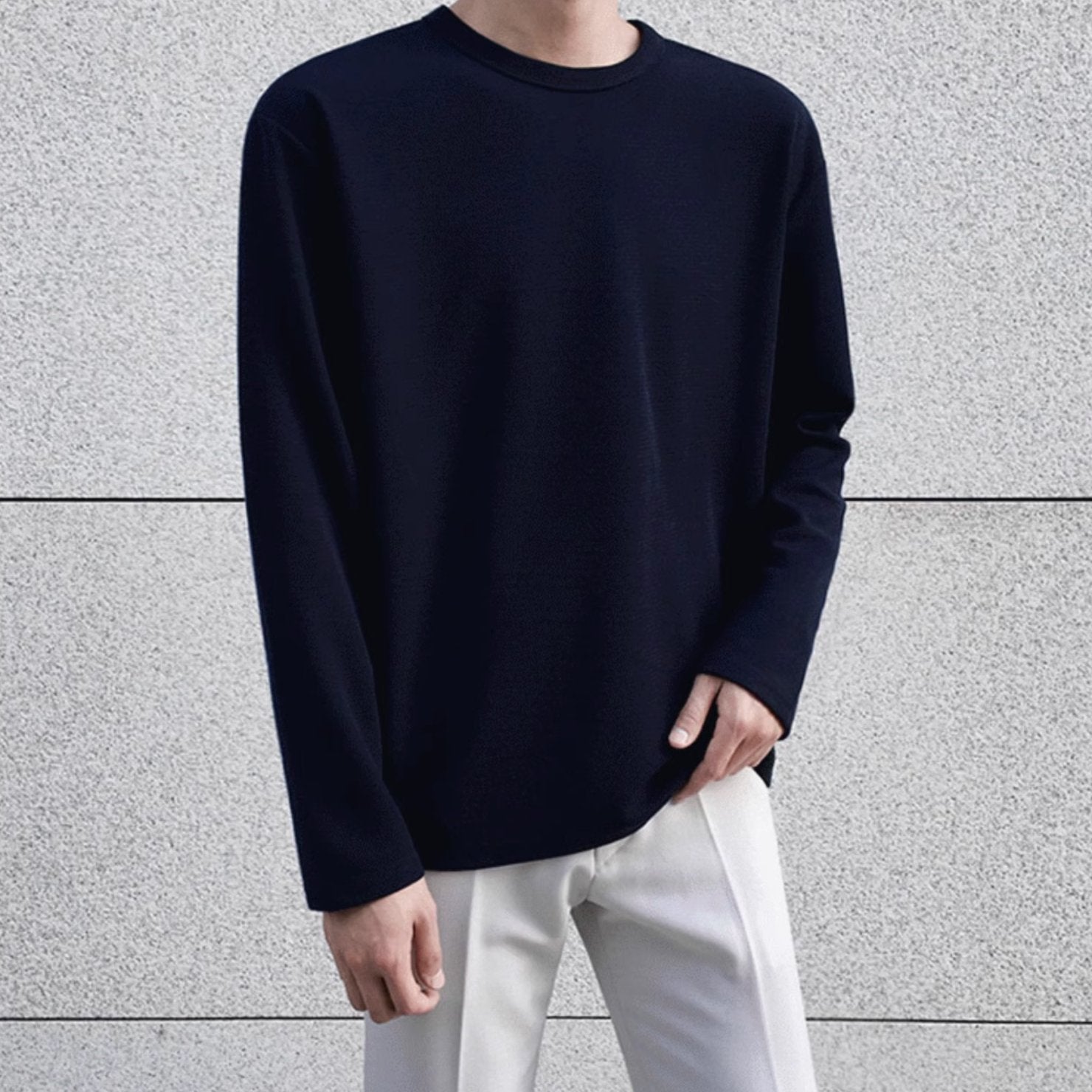 LOOSE-FIT LONG SLEEVE - Stockbay