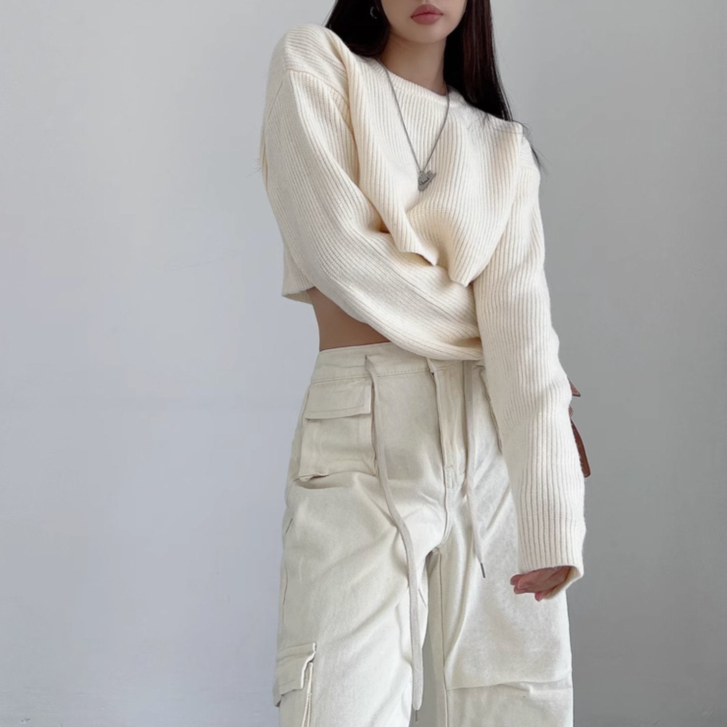 RIBBED CROP SWEATER - Aumori