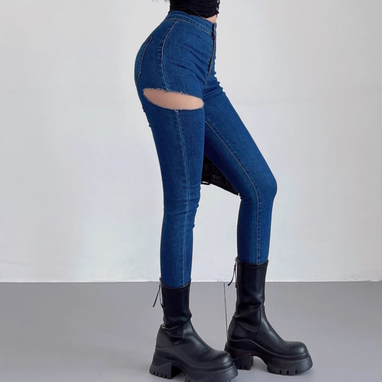 SIDE RIP TIGHT JEANS - Stockbay