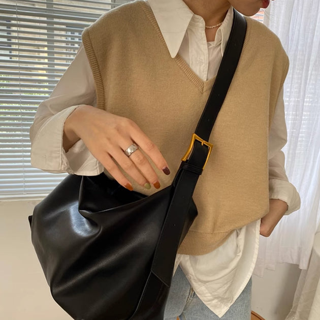 SOFT LEATHER SHOULDER BAG - Aumori