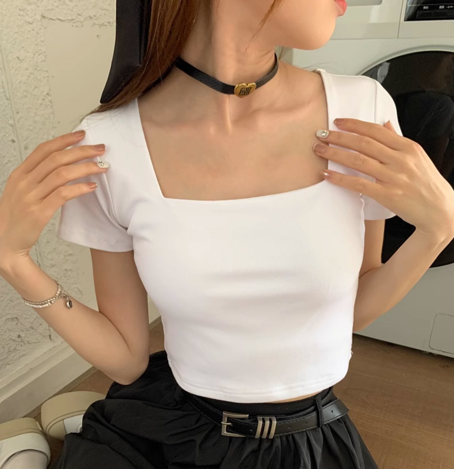 SQUARE NECK CROP TOP - Aumori