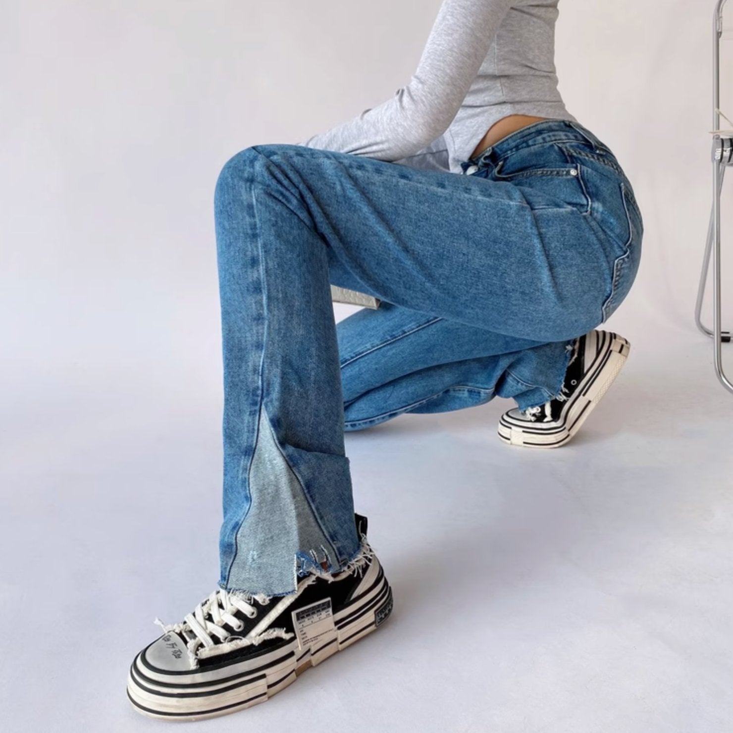 STRAIGHT SIDE SPLIT JEANS - Aumori