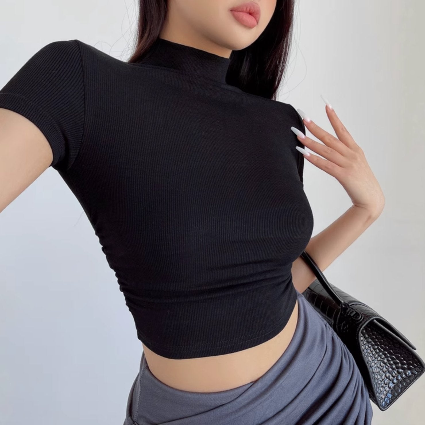 TURTLENECK CROP TOP - Stockbay