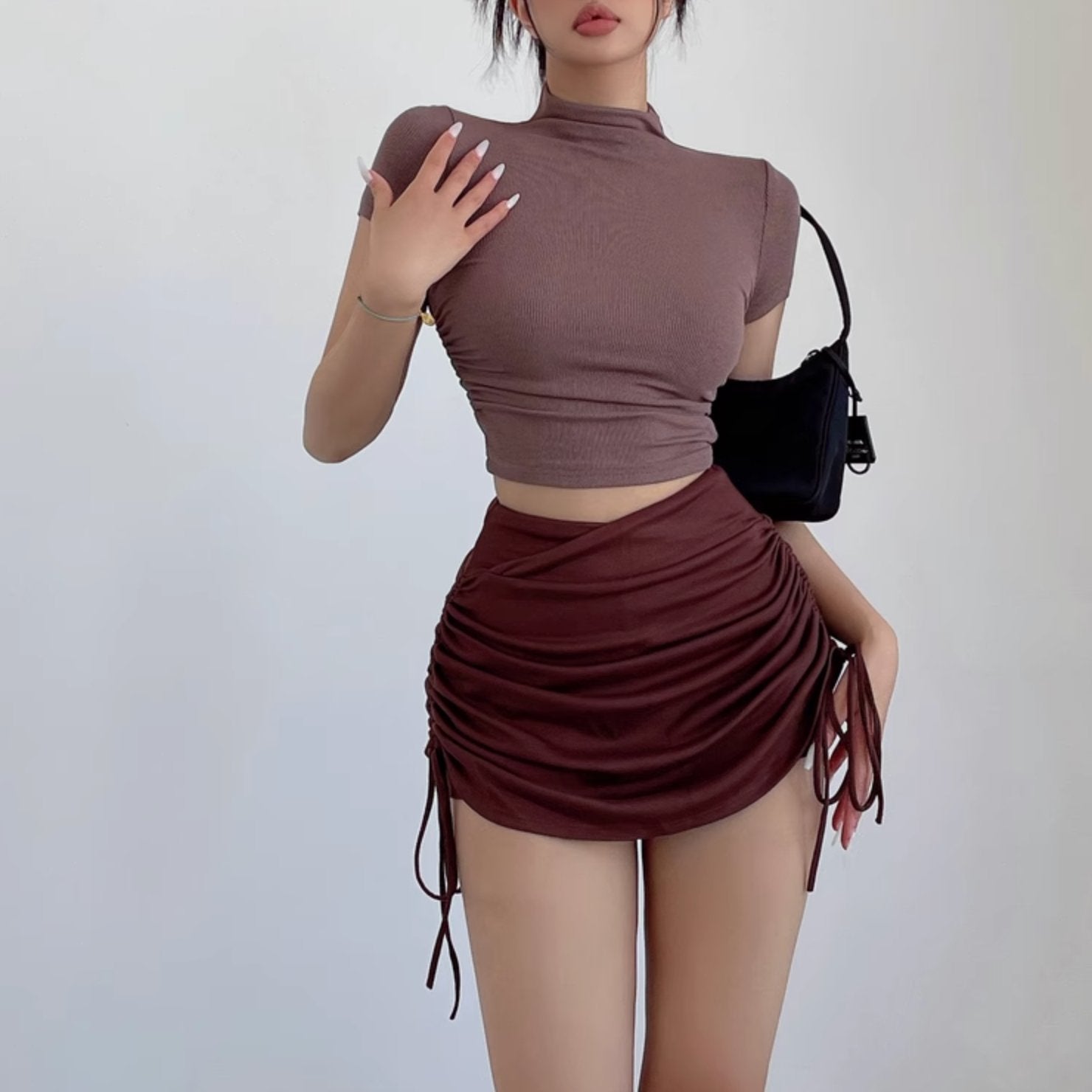 TURTLENECK CROP TOP - Aumori