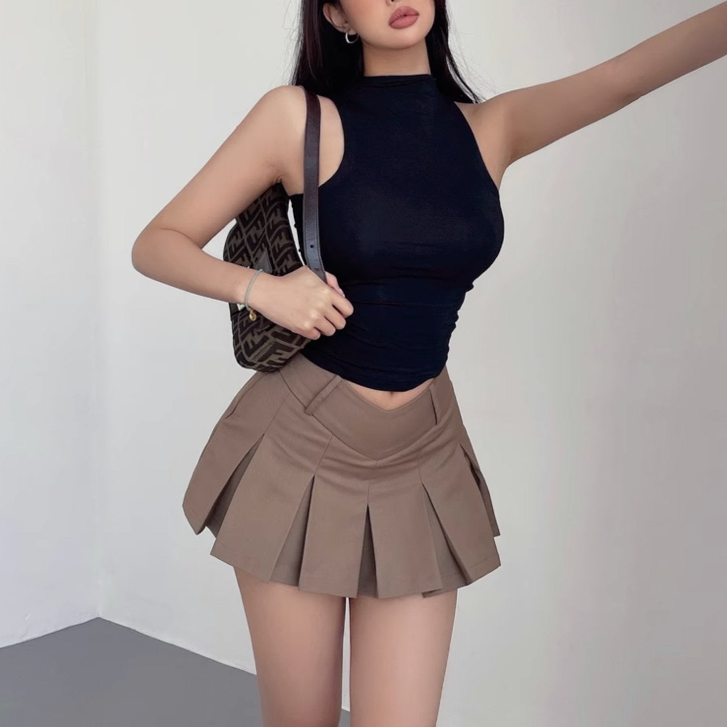 V - SHAPED FOLDED SKIRT - Aumori