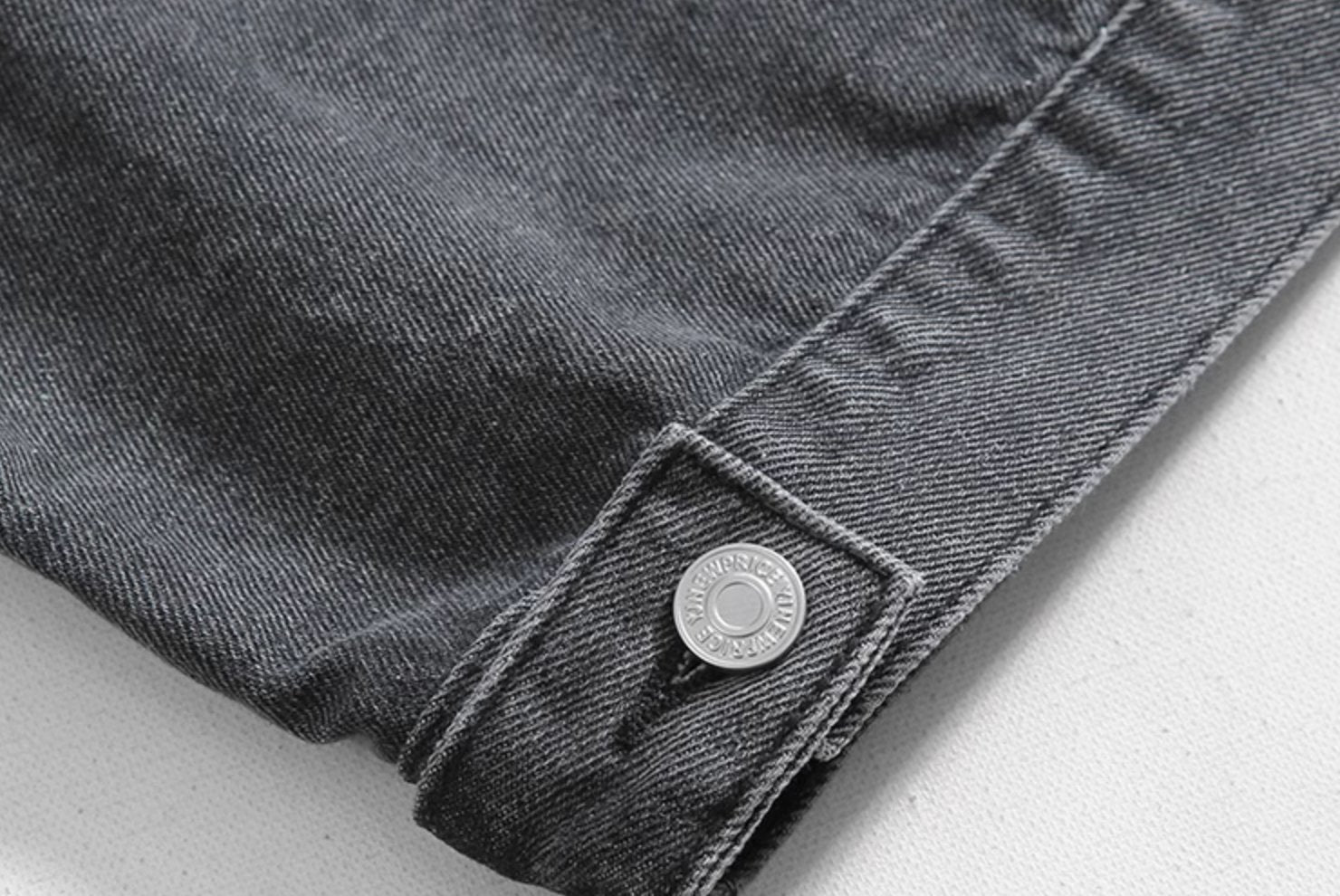 VINTAGE DENIM JACKET - Aumori