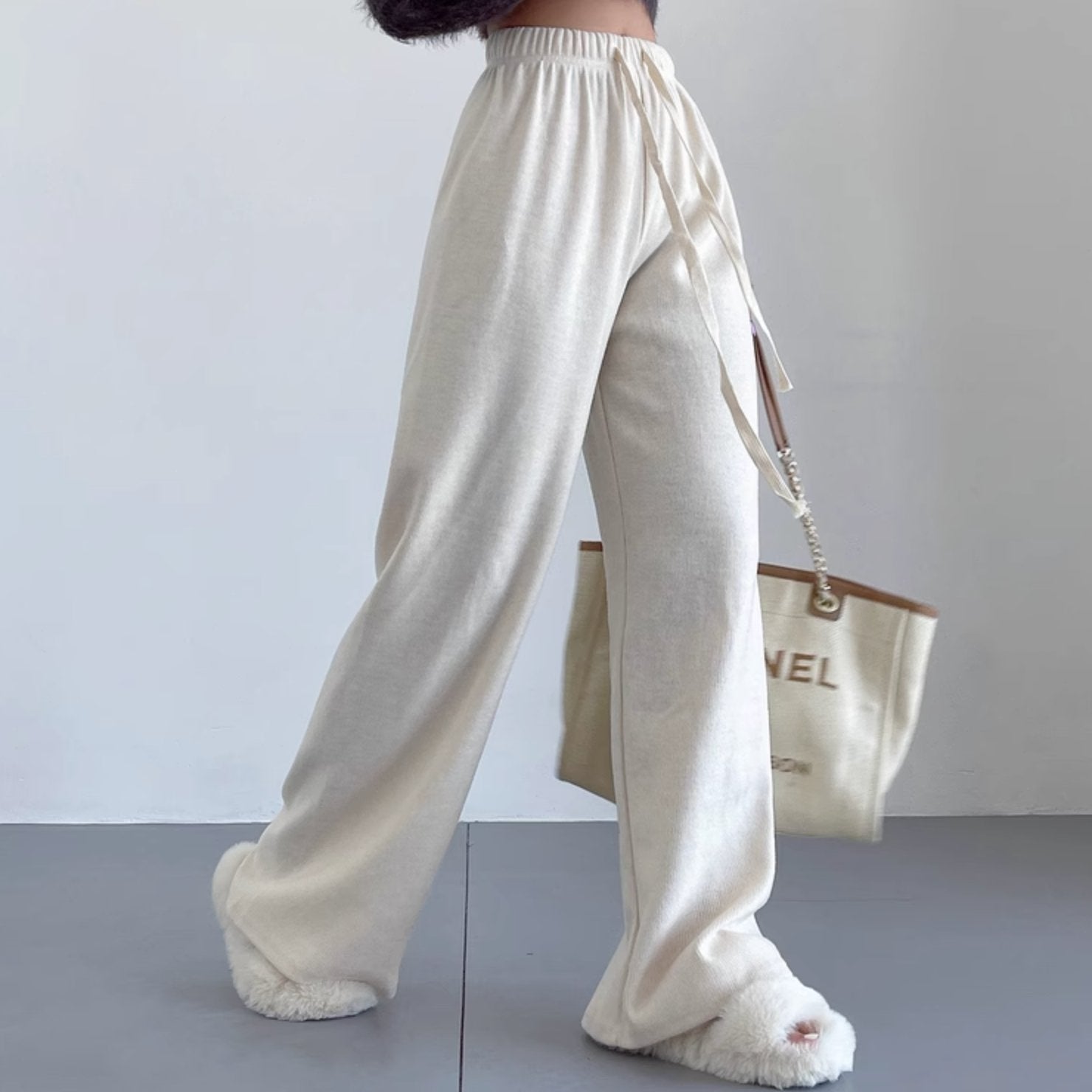 WIDE STRING SWEATPANTS - Aumori