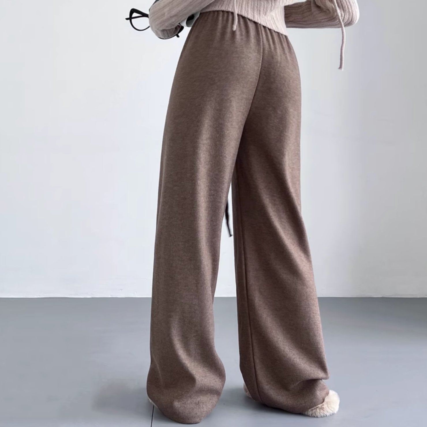 WIDE STRING SWEATPANTS - Aumori