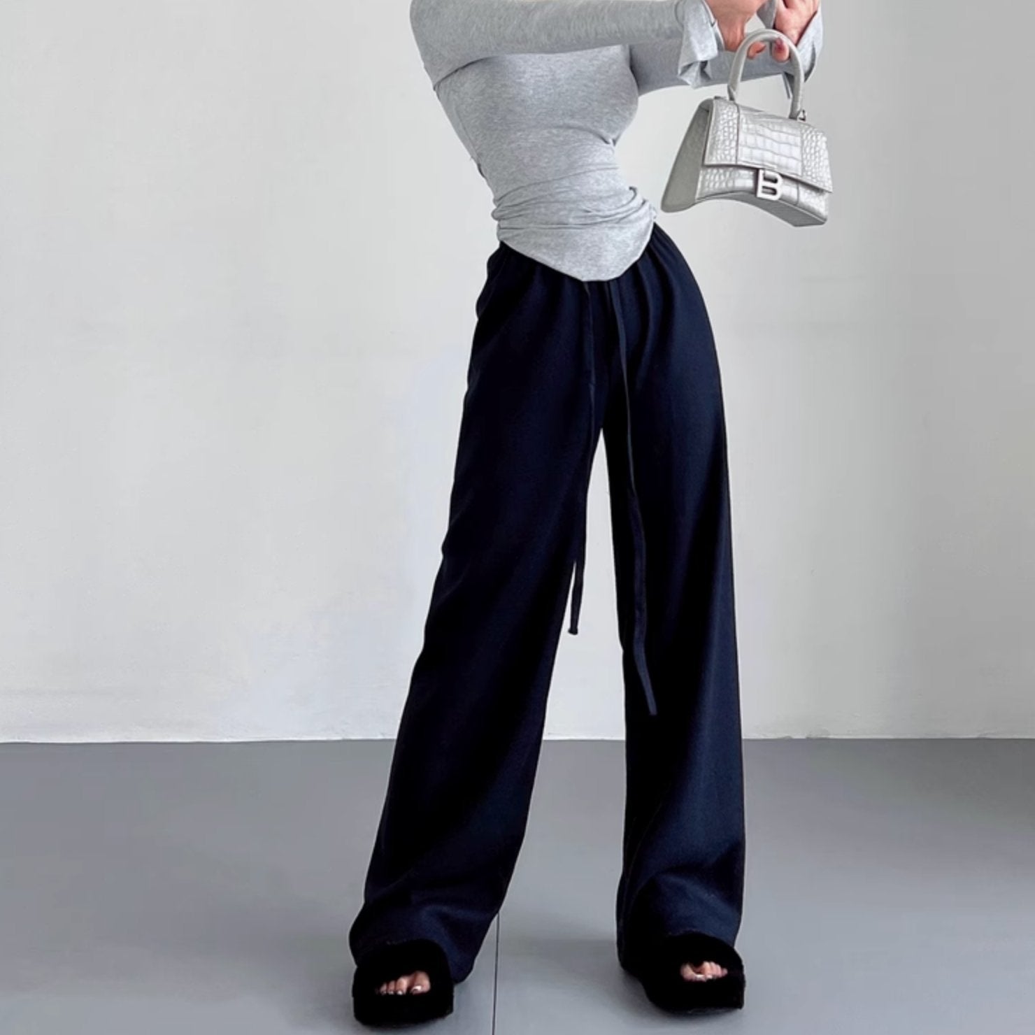 WIDE STRING SWEATPANTS - Aumori