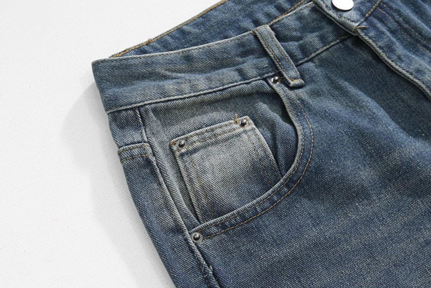 WIDE WASHED JEANS - Stockbay